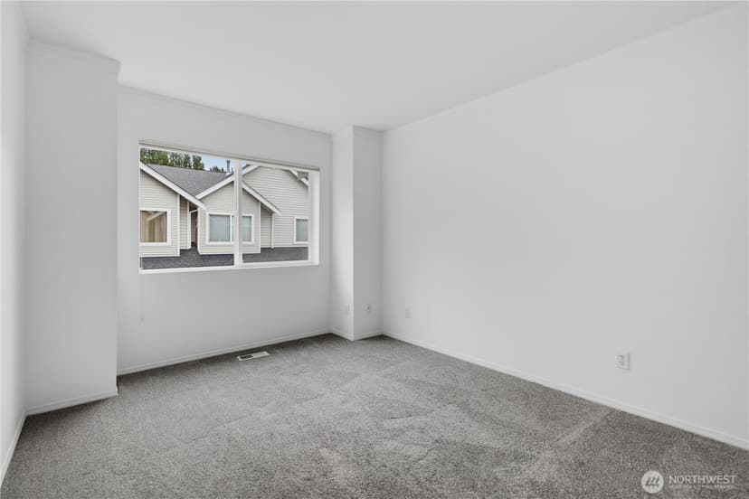 Property photo for 9729 26th Avenue SW #404, Seattle photo 25