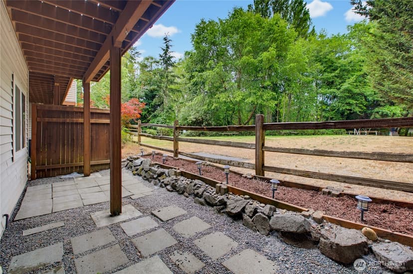 Property photo for 9729 26th Avenue SW #404, Seattle photo 34