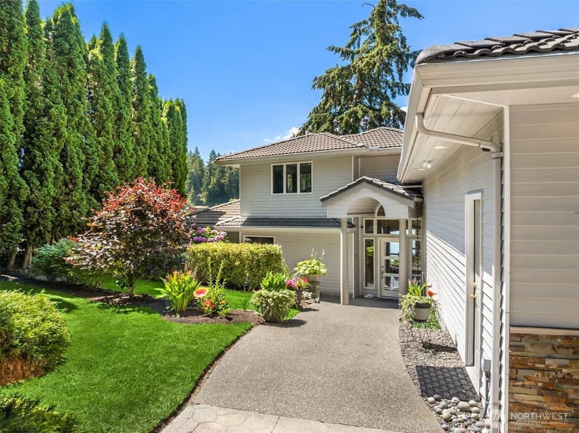 Property photo for 17011 Lemolo Shore Drive NE, Poulsbo photo 2