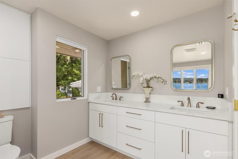 Property photo for 17011 Lemolo Shore Drive NE, Poulsbo photo 24