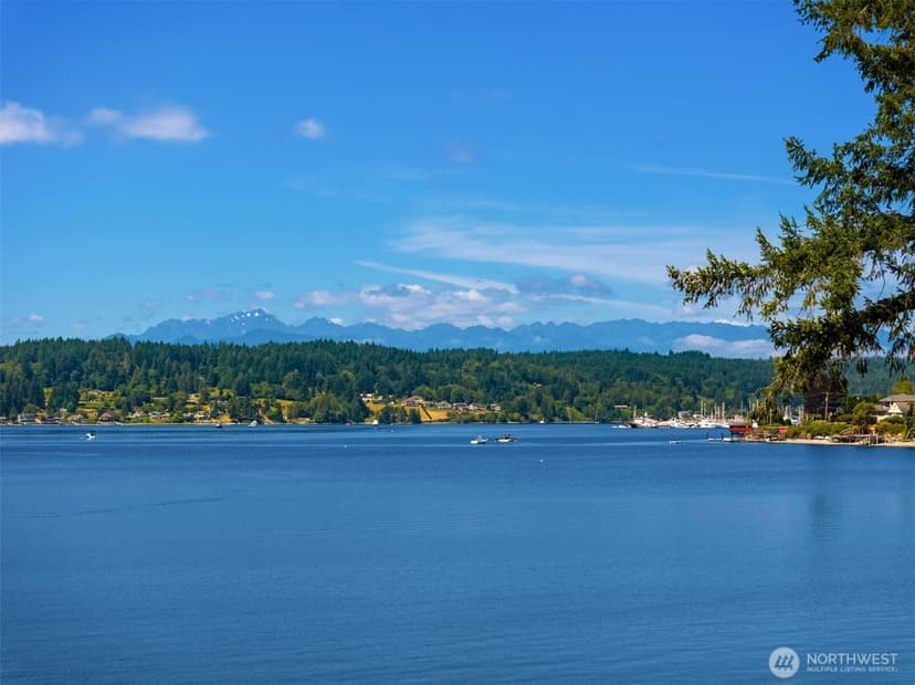 Property photo for 17011 Lemolo Shore Drive NE, Poulsbo photo 7