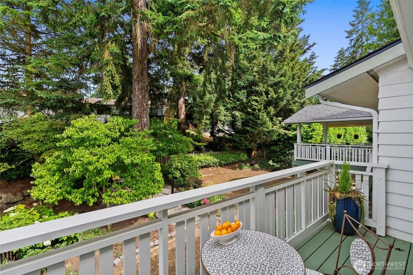 Property photo for 1036 146th Avenue SE, Bellevue photo 20