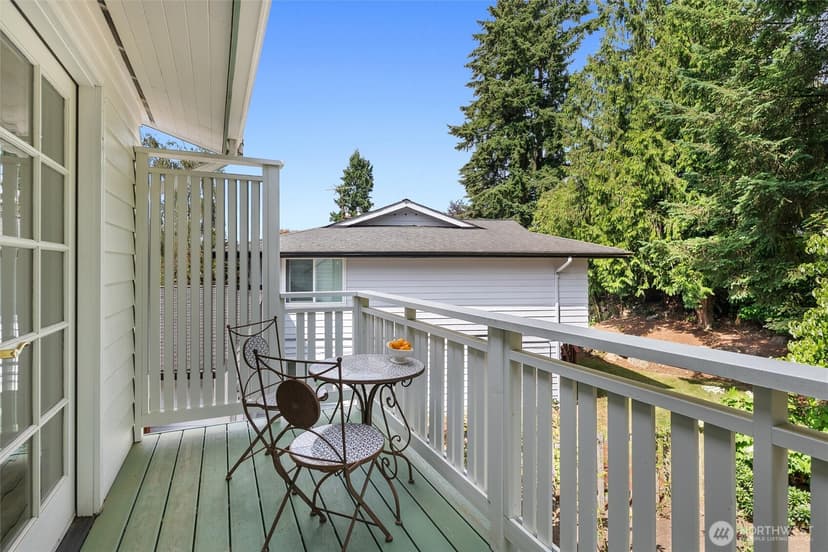 Property photo for 1036 146th Avenue SE, Bellevue photo 19