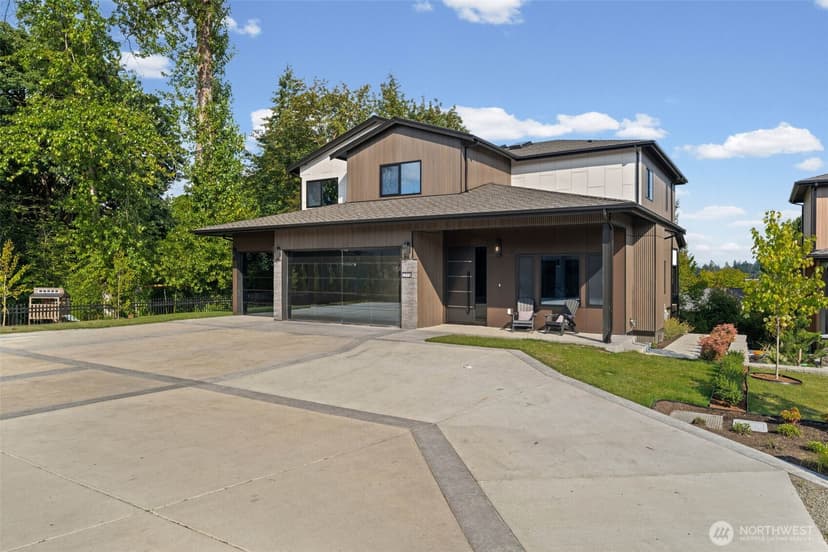 Property photo for 1219 158th Place SW, Lynnwood photo 2