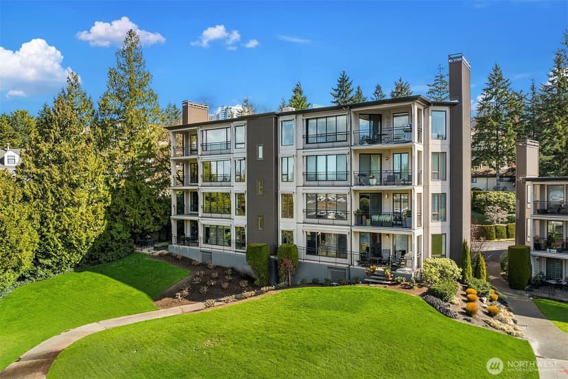 Property photo for 101 101st Avenue SE #301A, Bellevue photo 7