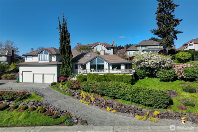 Property photo for 8211 128th Avenue SE, Newcastle
