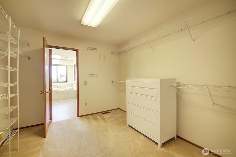 Property photo for 8211 128th Avenue SE, Newcastle photo 22