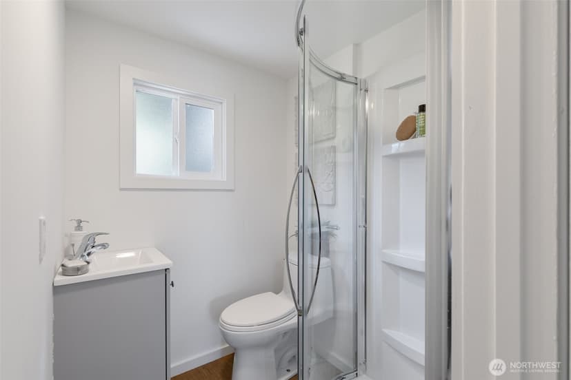 Property photo for 9001 28th Avenue NW, Seattle photo 38