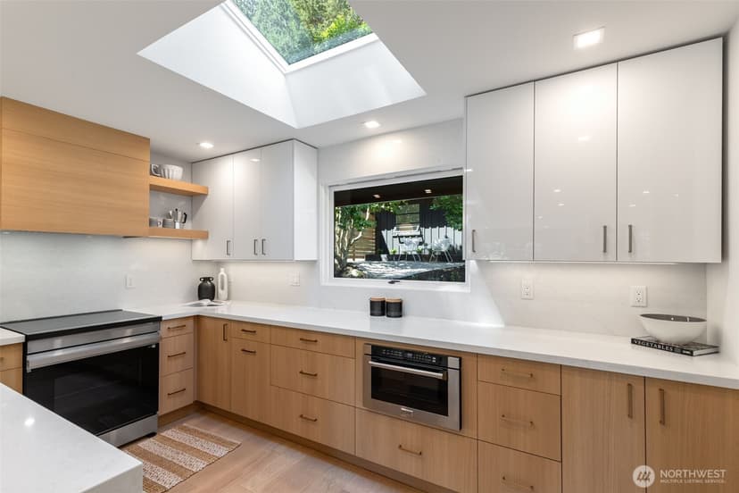 Property photo for 9001 28th Avenue NW, Seattle photo 11