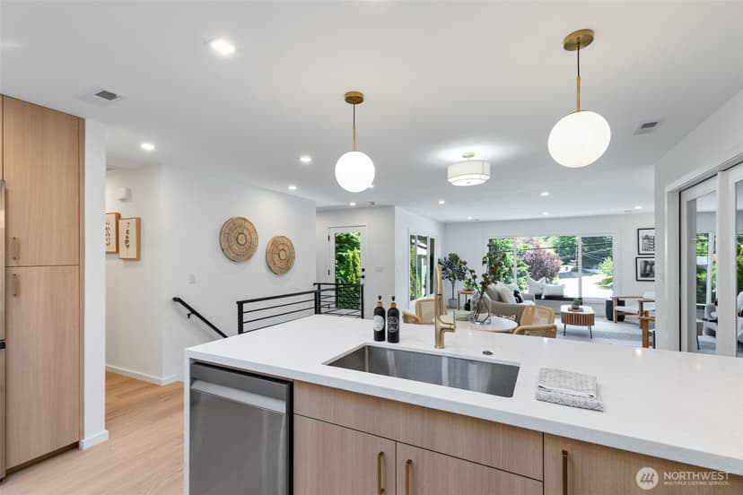 Property photo for 9001 28th Avenue NW, Seattle photo 12