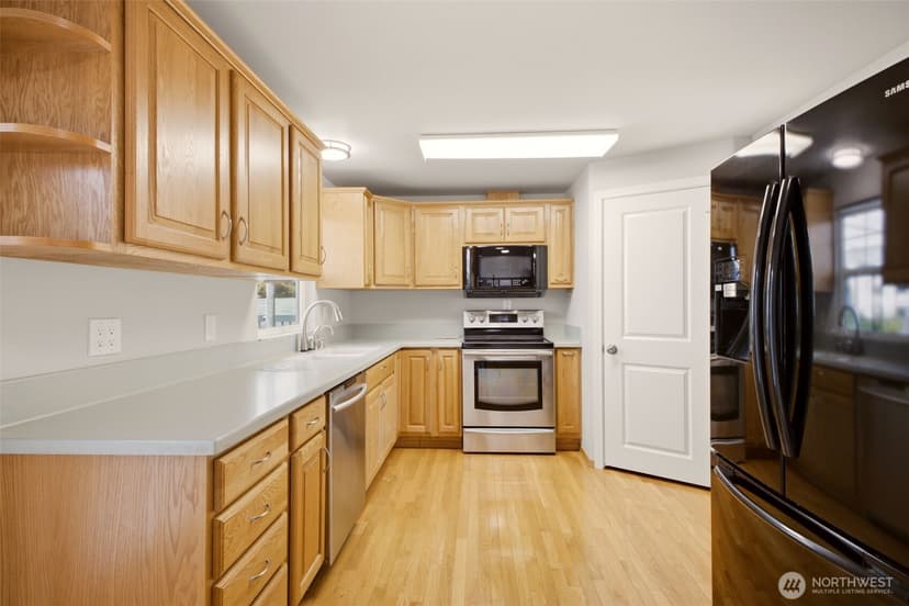 Property photo for 22426 3rd Place W, Bothell photo 8