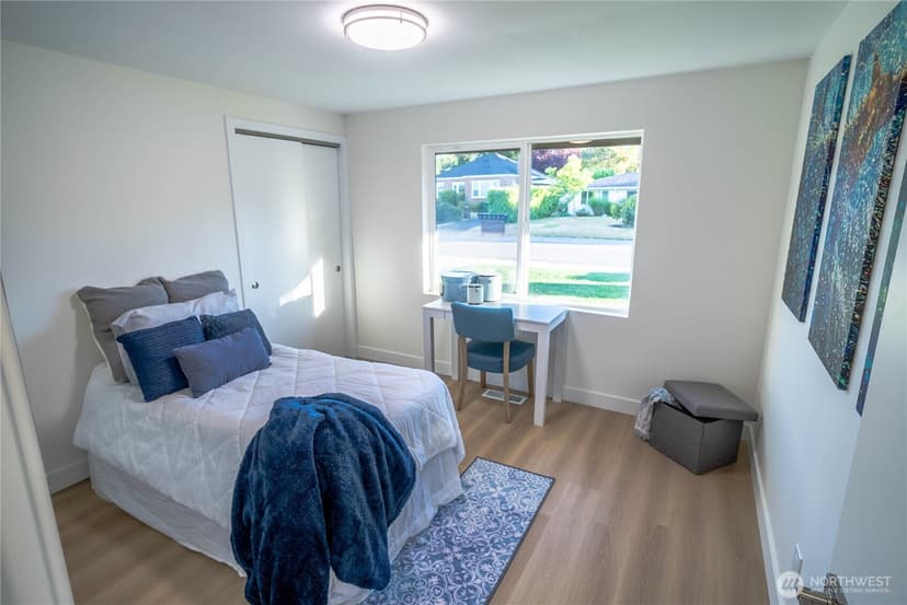 Property photo for 7716 S Mission Drive, Seattle photo 19