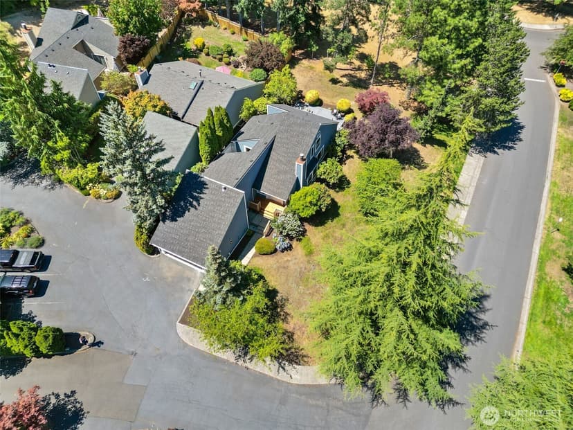 Property photo for 11701 NE 105th Lane, Kirkland photo 38