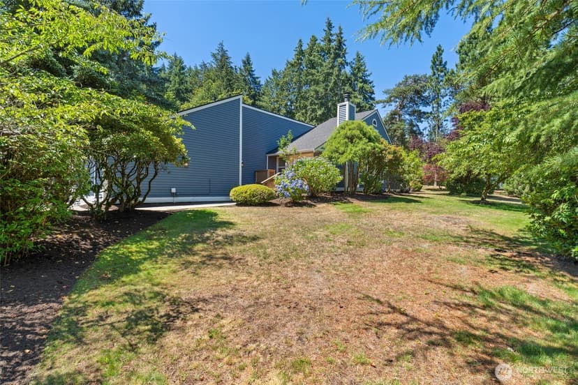Property photo for 11701 NE 105th Lane, Kirkland photo 32
