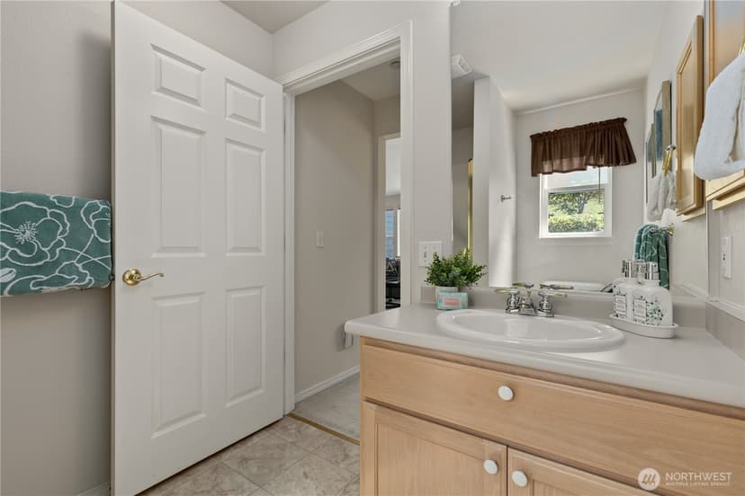 Property photo for 4437 Providence Point Place SE #2631, Issaquah photo 18