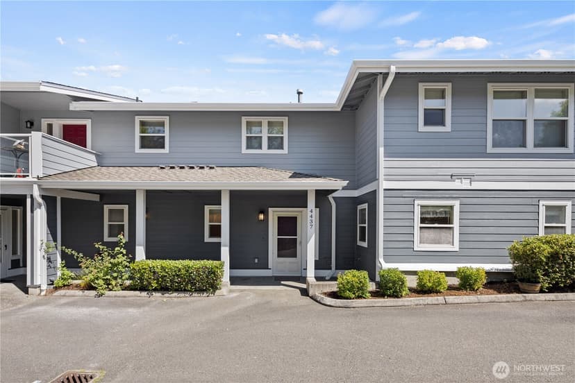 Property photo for 4437 Providence Point Place SE #2631, Issaquah photo 2