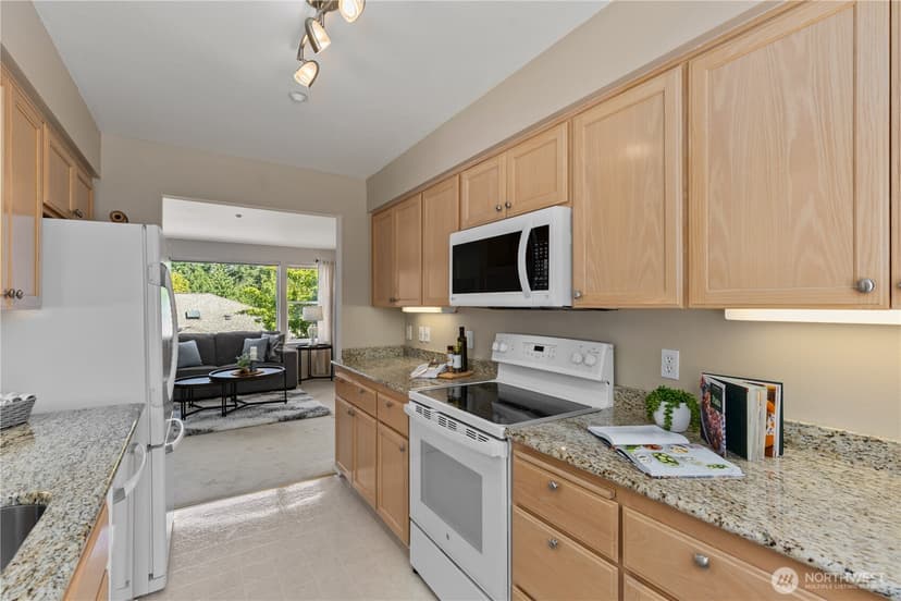 Property photo for 4437 Providence Point Place SE #2631, Issaquah photo 13