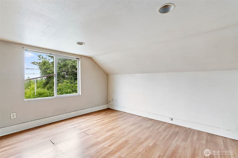 Property photo for 2371 S Yakima Avenue, Tacoma photo 12
