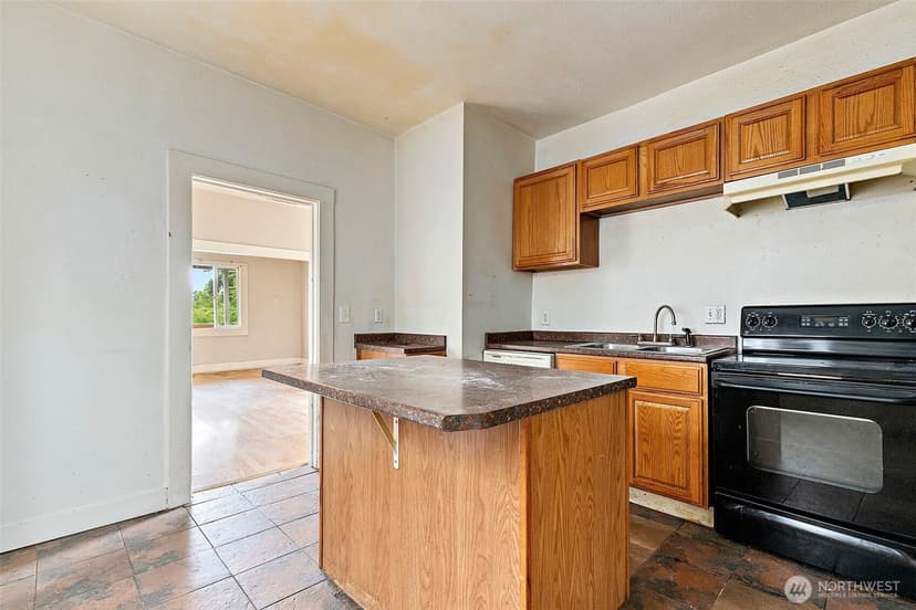 Property photo for 2371 S Yakima Avenue, Tacoma photo 8