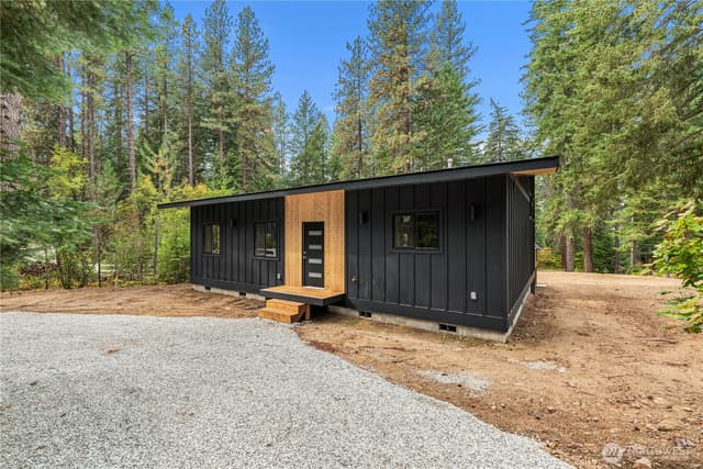 Property photo for 22401 Shetland Road, Leavenworth photo 2