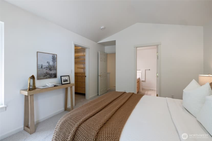 Property photo for 12140 NE 24th Street #102, Bellevue photo 13