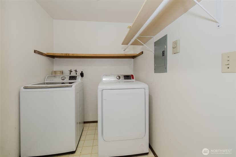 Property photo for 3580 Narrows View Lane NE #103, Bremerton photo 25