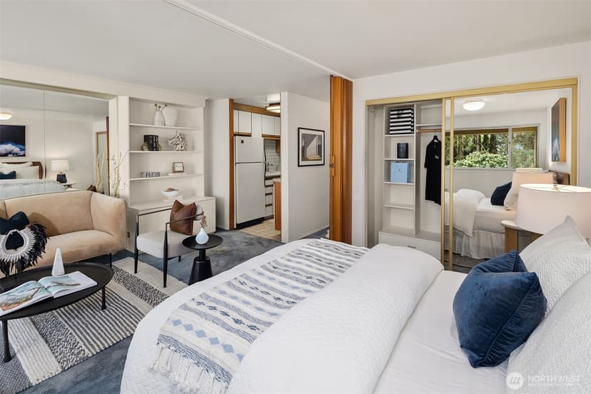 Property photo for 1600 43rd Avenue E #212, Seattle photo 18