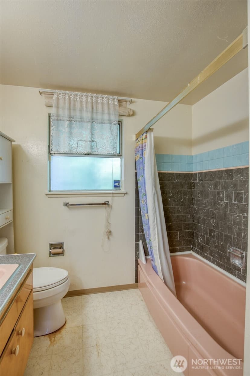 Property photo for 10704 Doten Drive SW, Lakewood photo 35