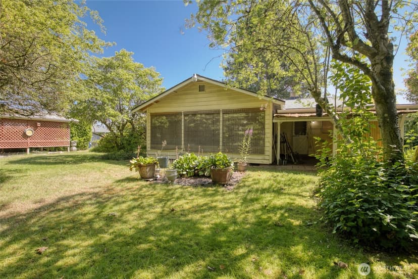 Property photo for 10704 Doten Drive SW, Lakewood photo 7