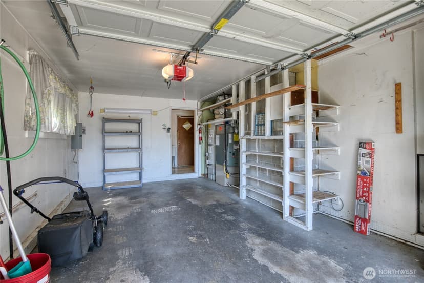 Property photo for 10704 Doten Drive SW, Lakewood photo 38