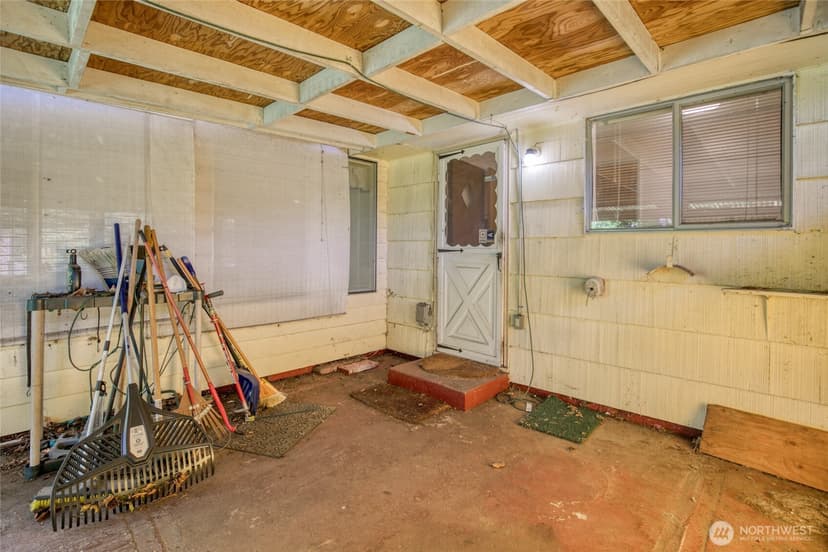 Property photo for 10704 Doten Drive SW, Lakewood photo 36