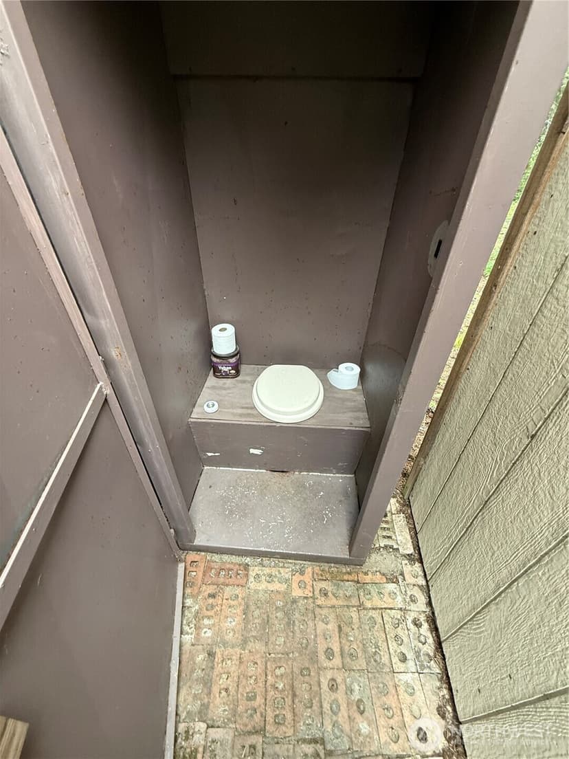 Property photo for 730 Tall Pines Drive #1 of 2, Cle Elum photo 7