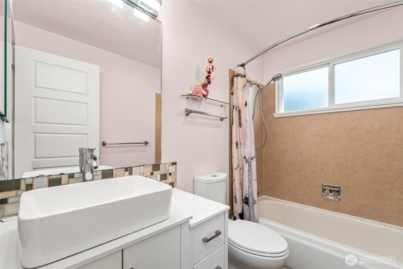 Property photo for 14616 106th Avenue NE, Bothell photo 14
