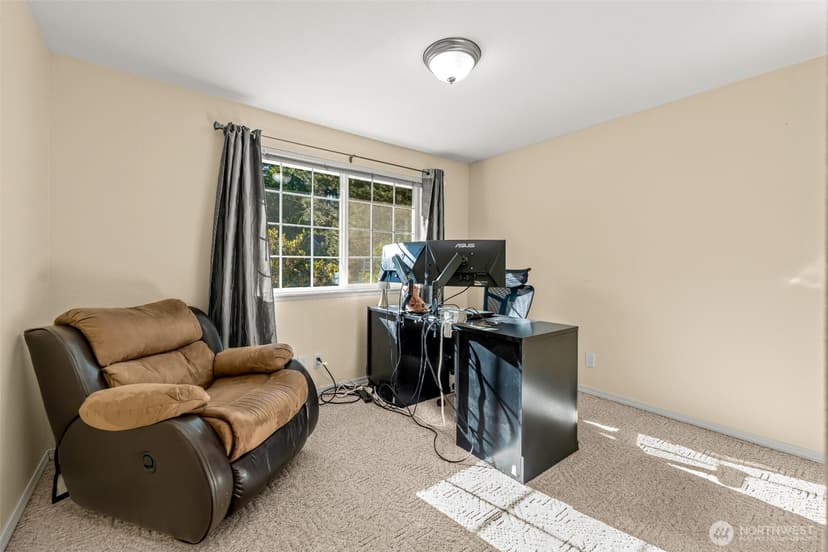 Property photo for 14616 106th Avenue NE, Bothell photo 15