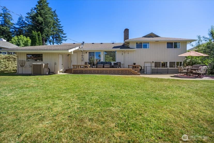 Property photo for 8515 94th Street SW, Lakewood photo 27