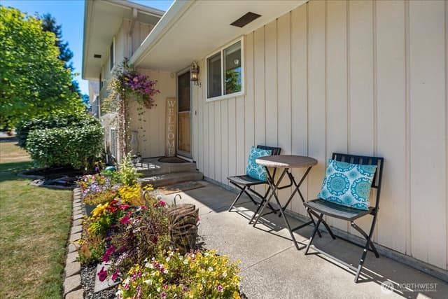 Property photo for 8515 94th Street SW, Lakewood photo 3