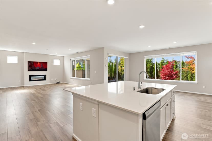 Property photo for 4437 Explorer Avenue, Port Orchard photo 7