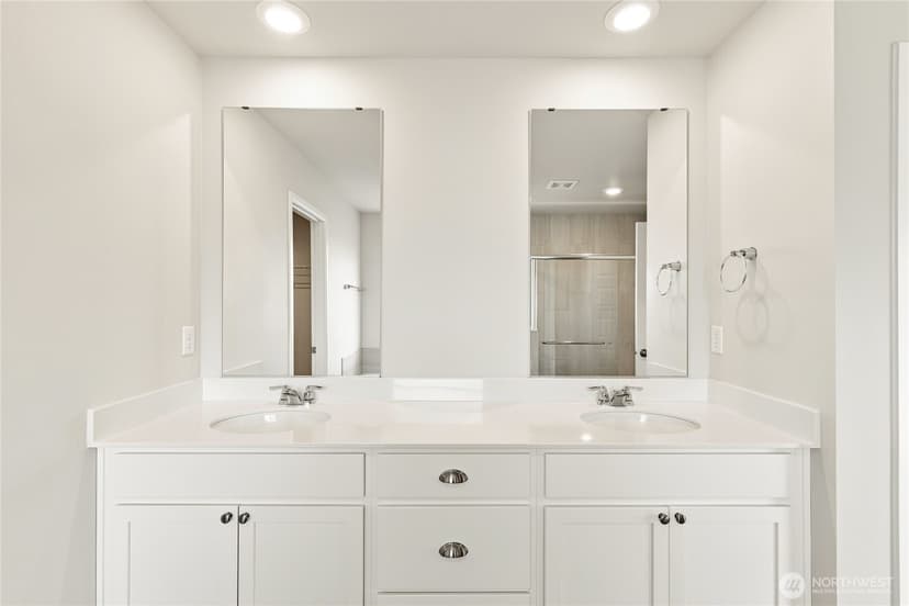 Property photo for 4437 Explorer Avenue, Port Orchard photo 20