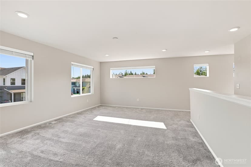 Property photo for 4437 Explorer Avenue, Port Orchard photo 24