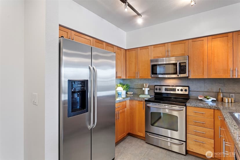 Property photo for 5440 Leary Avenue NW #514, Seattle photo 10