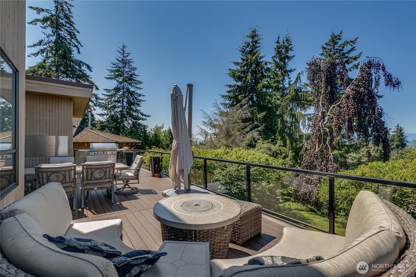 Property photo for 10421 62nd Place W, Mukilteo photo 18
