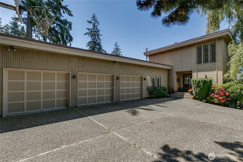 Property photo for 10421 62nd Place W, Mukilteo photo 2