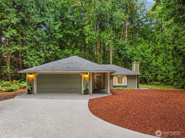 Property photo for 9067 Hidden Cove Road NE, Bainbridge Island photo 2