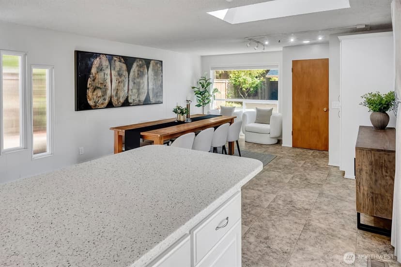 Property photo for 1925 SW 167th Street, Burien photo 8