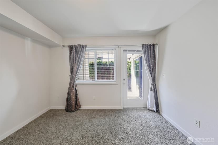 Property photo for 13405 97th Avenue E #107, Puyallup photo 18