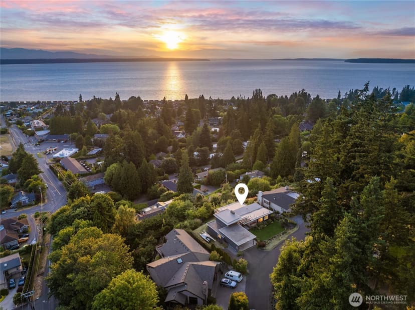 Property photo for 19520 94th Place W, Edmonds photo 9