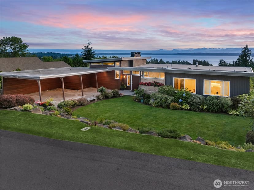 Property photo for 19520 94th Place W, Edmonds photo 10