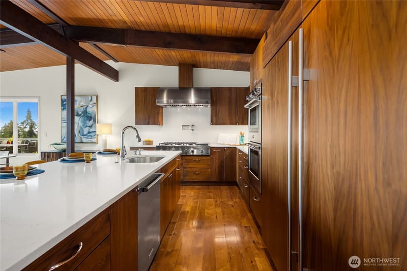 Property photo for 19520 94th Place W, Edmonds photo 15