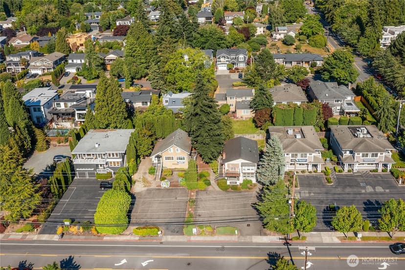 Property photo for 816 6th Street S, Kirkland photo 10