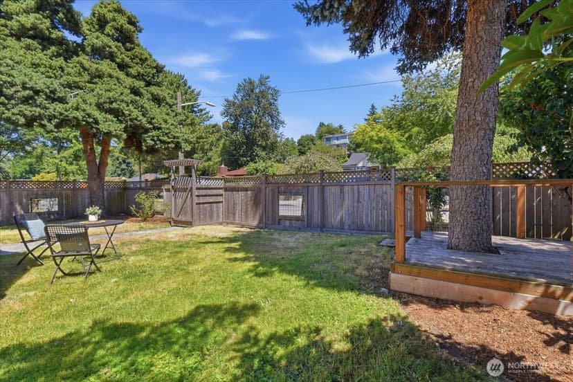 Property photo for 8109 15th Avenue SW, Seattle photo 2